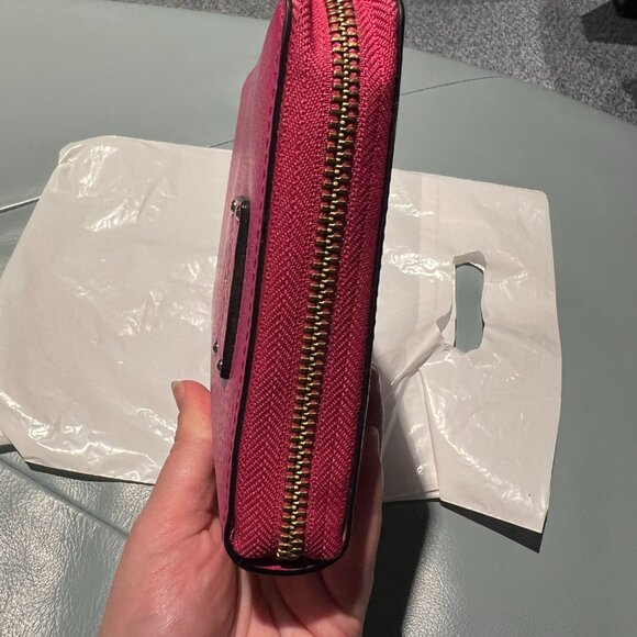 Kate Spade sweetheart hot pink leather Wellesley Planner Agenda - Picture 8 of 14